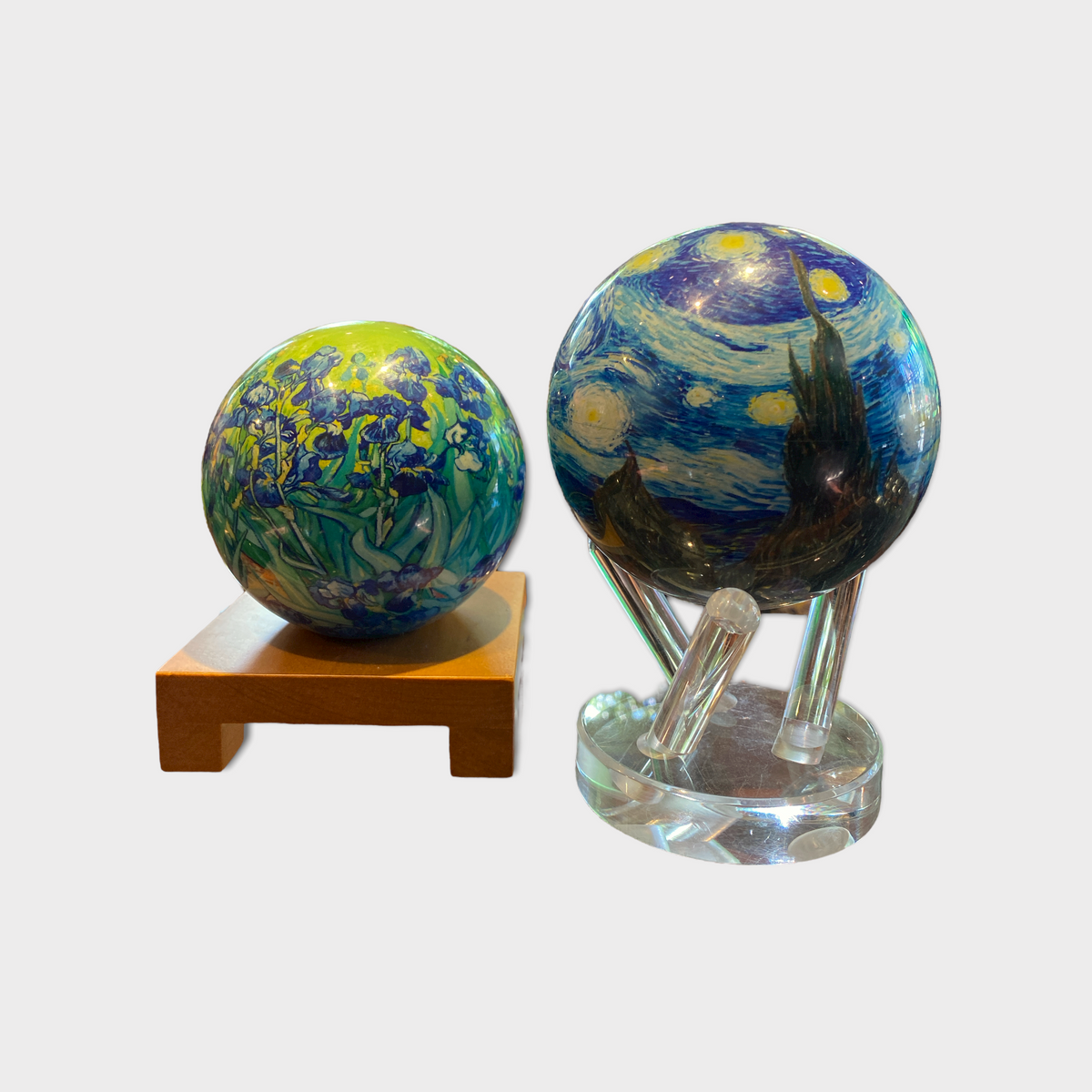 4.5 MOVA Artist Series Globes